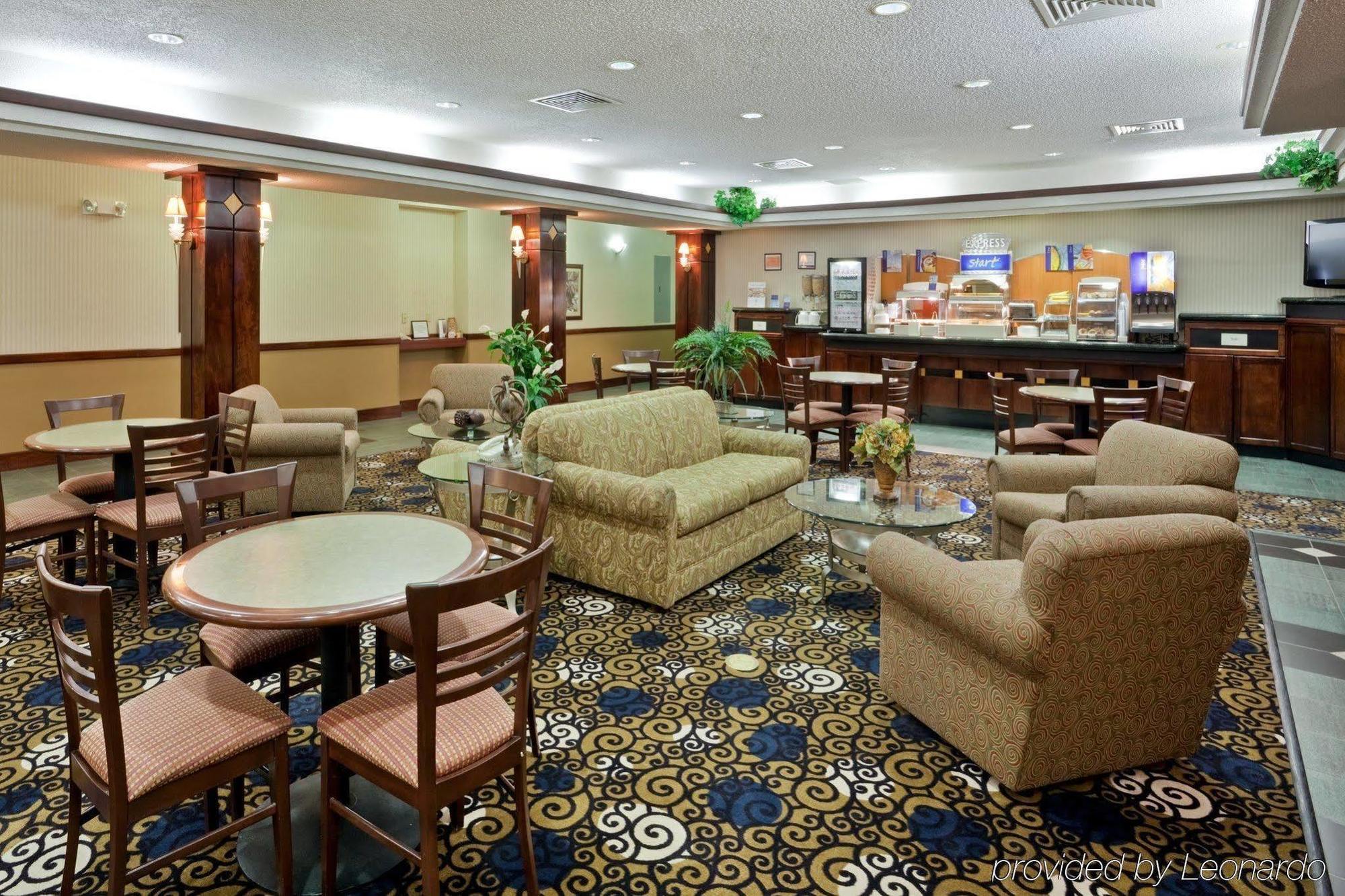 Windsor Inn&Suites Dodge City Exterior foto