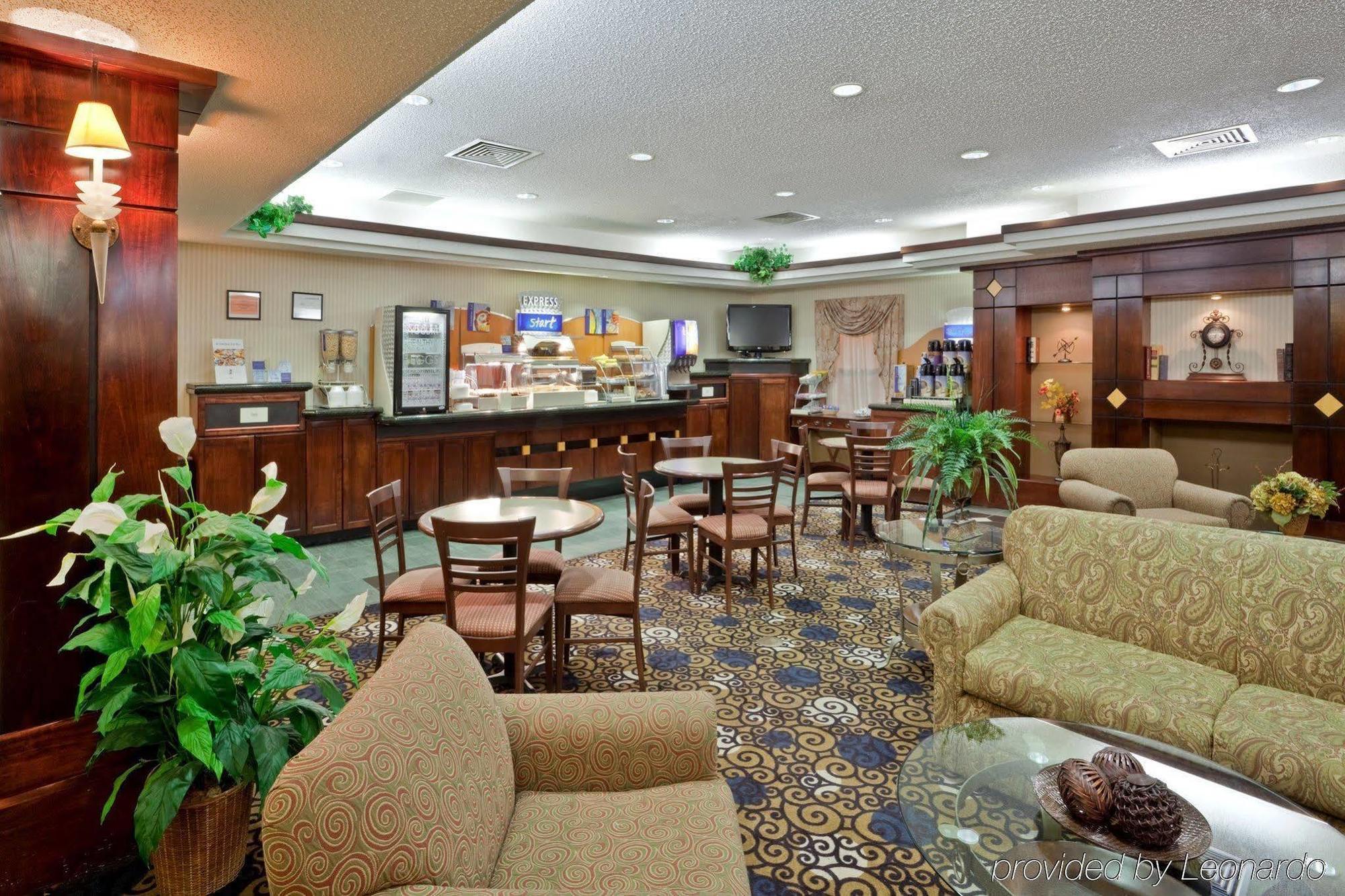 Windsor Inn&Suites Dodge City Exterior foto