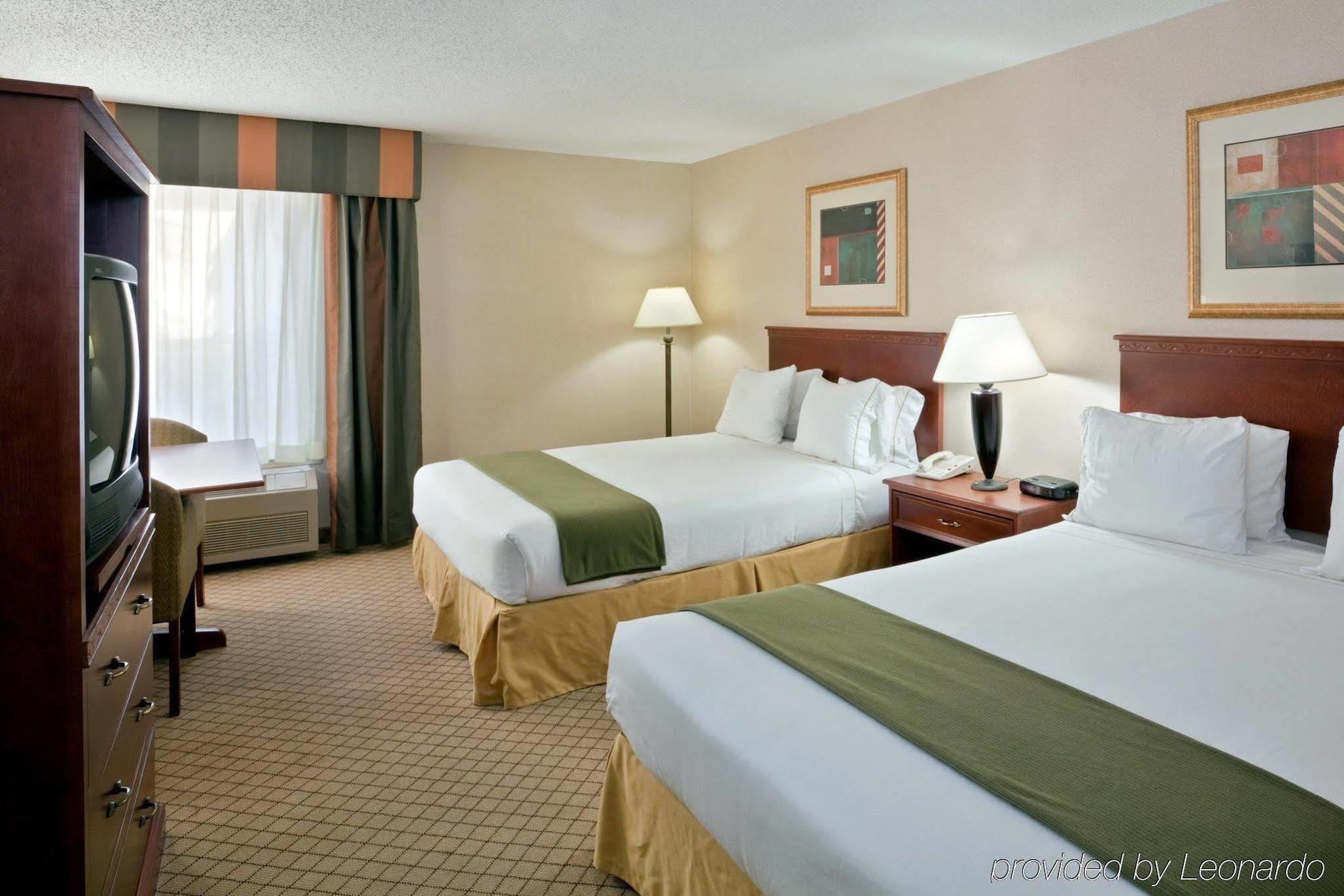 Windsor Inn&Suites Dodge City Zimmer foto
